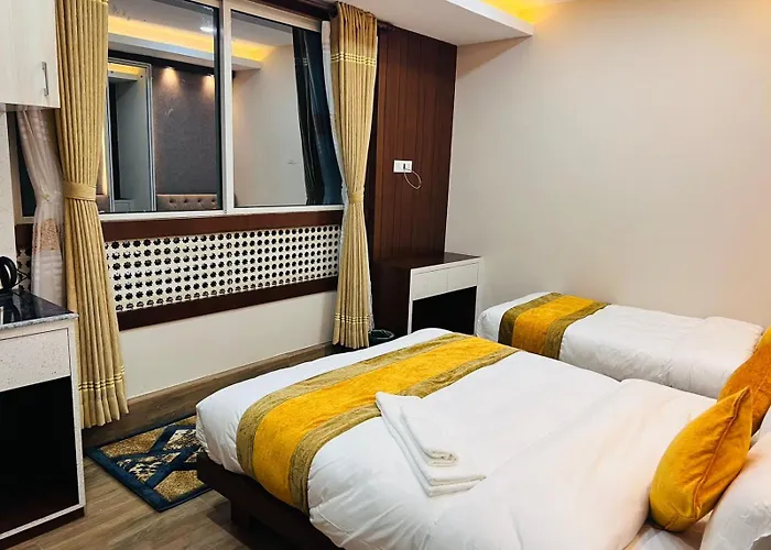 Nagarjun Palace 2*